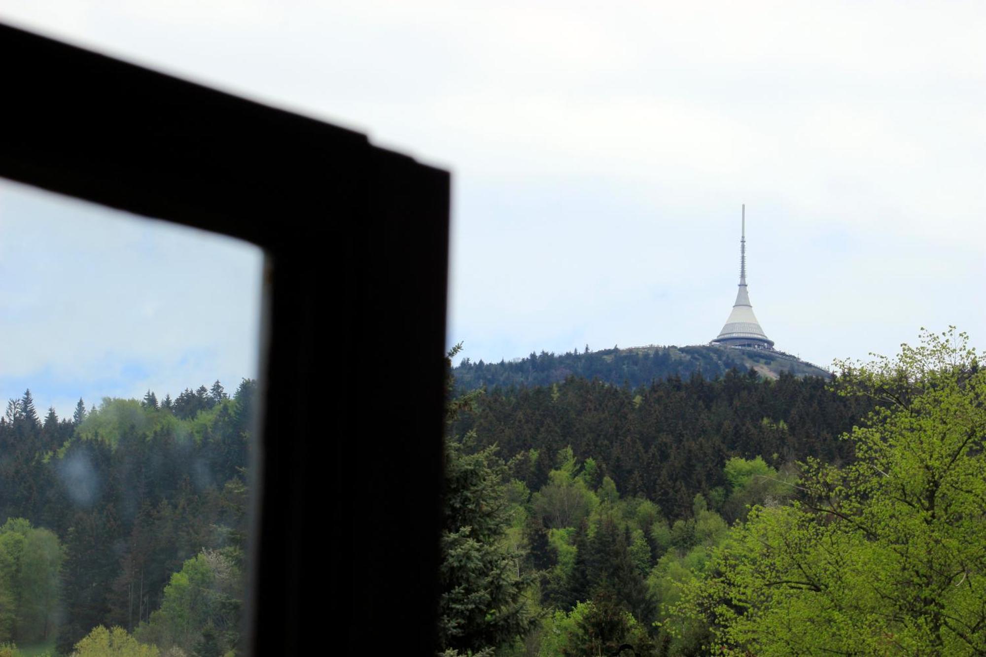 Penzion Hodky Svetla pod Jestedem Exteriör bild